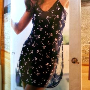 New, XL sheer crinkle black poly chemise with small white flowers Petra Fashions